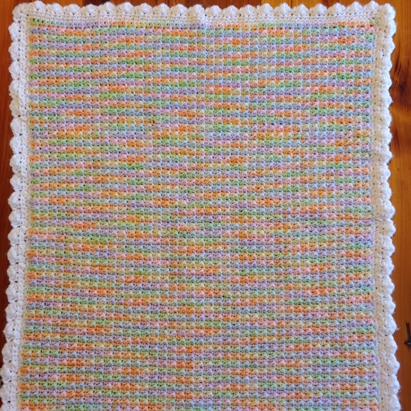 Crochet rainbow baby blanket - Picture 3 of 5